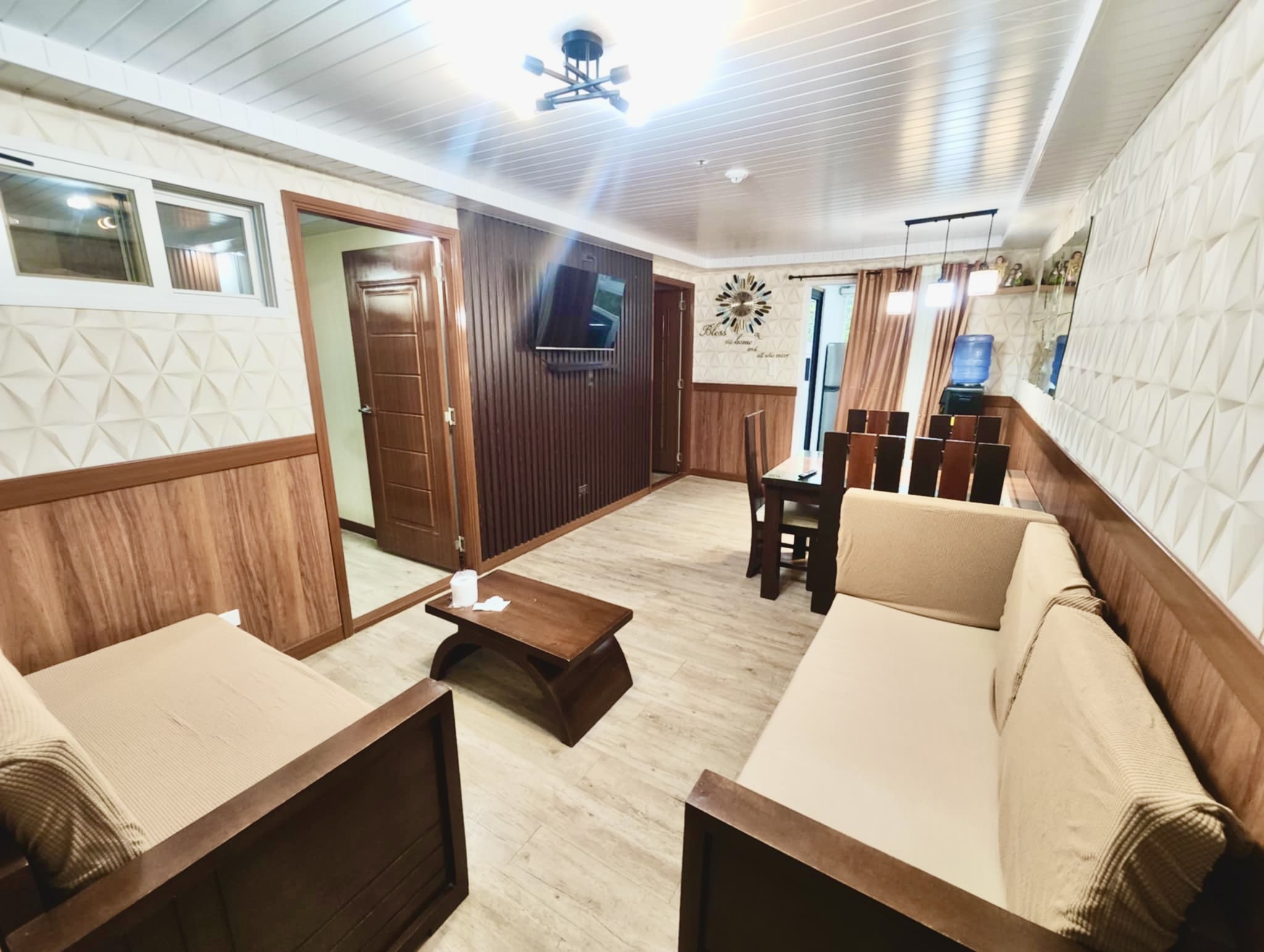 2 Bedroom Deluxe 1