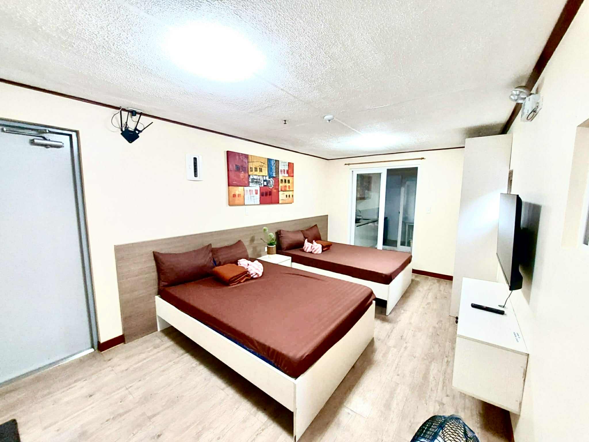 2 Bedroom Deluxe 3